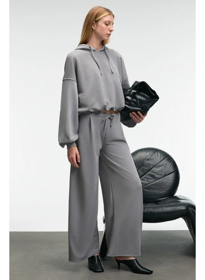 GRIMELANGE ORMIRA Women's Oversized Fit Gray Sweatpants with Side Pockets and Elastic Waist.