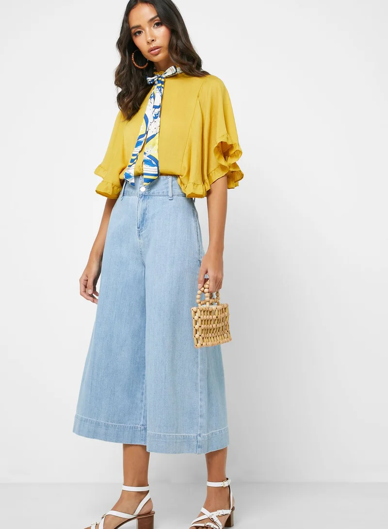 Iconic Ruffle Sleeve Top