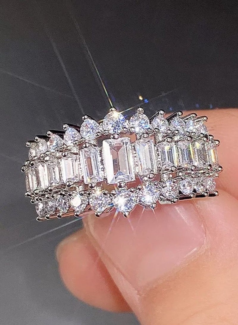 استراتيجية خاتم مصنوع من الفضة الإسترليني عيار 925 ومرصع بالزكرونيا المكعبة - Image 2