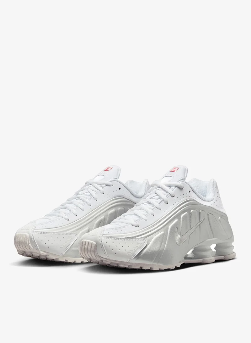 Nike WHITEMTLCSILVER-WHITE-BRTCRIMSON Shox R4 for Men | Best Price UAE