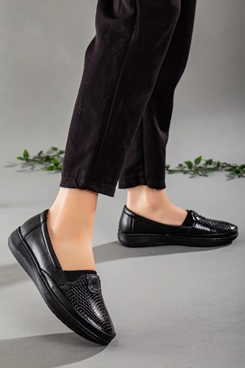 Dilimler Ayakkabı Slices Shoes Genuine Leather Face Shiny Black Women's Casual Shoes