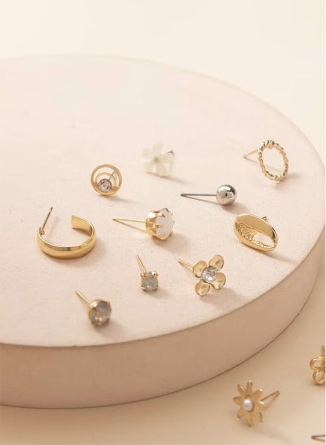 YJ Large Set of Earrings with Different Designs, Heart and Flower Studs, 60 Pieces - Image 4