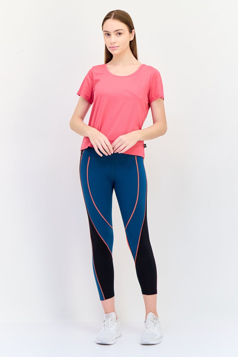 SKECHERS تي شيرت رياضي نسائي بأكمام قصيرة، خارجي، لون كورال - Image 2