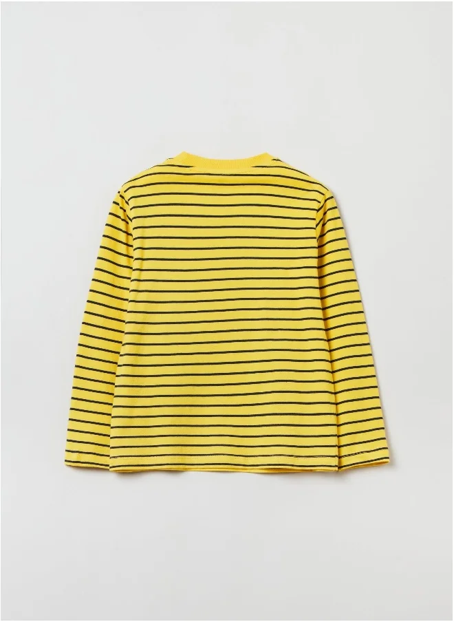 او في اس Long sleeved T-shirt with striped pattern