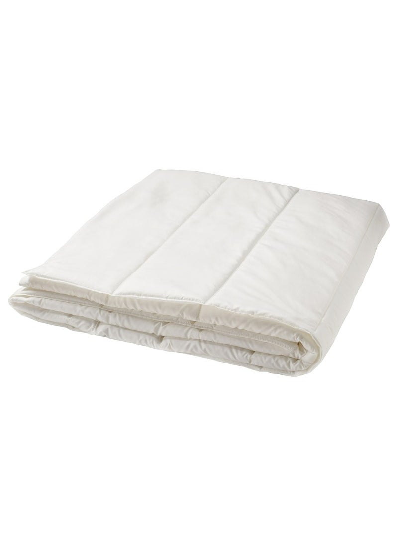 Generic - Light Warm Duvet, 150x200 cm, Polyester Filling, Machine-Washable - Image 1