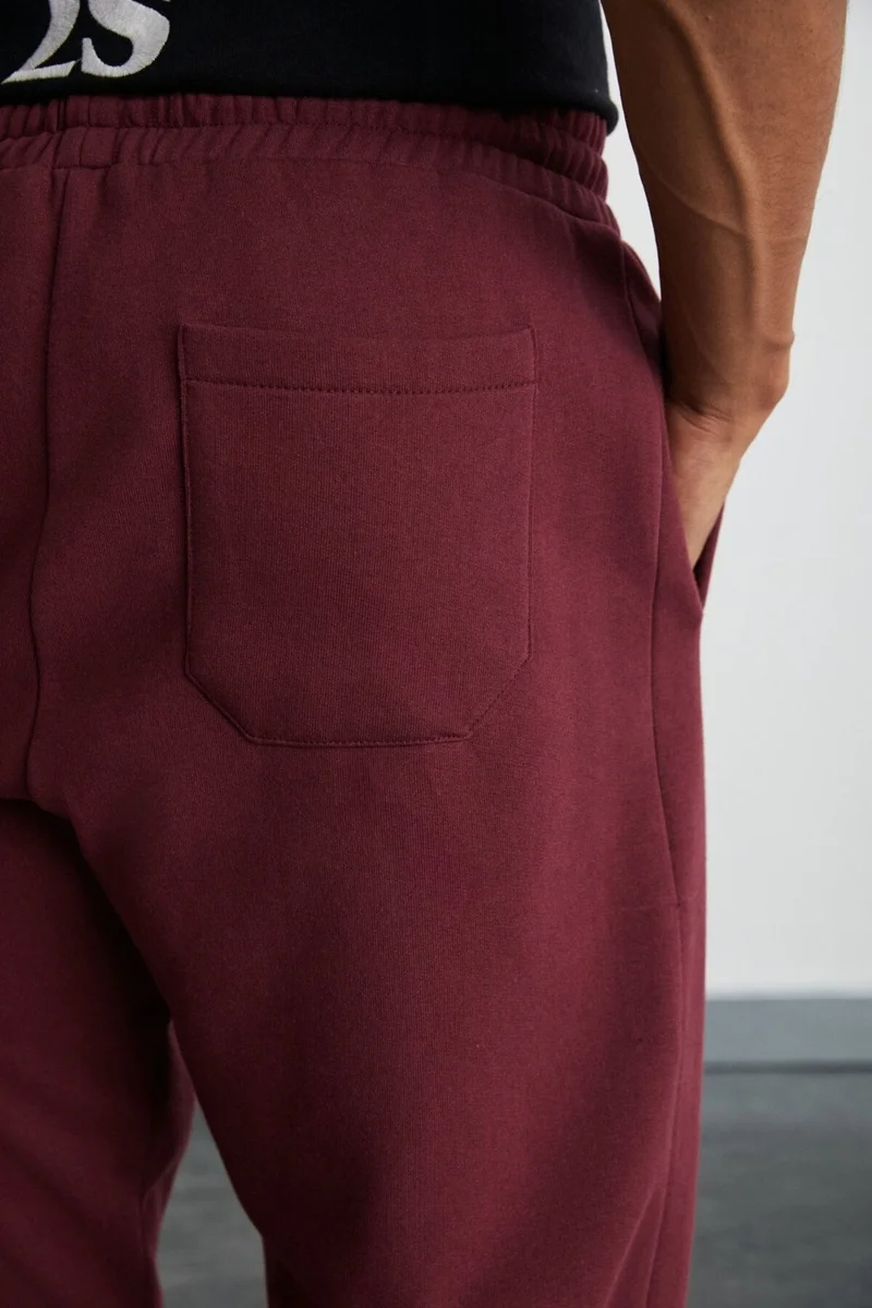 جريميلانج Kyoto Men's Soft Fabric Elastic Leg Relaxed 3 Thread Organic Cotton Red Sweatpants