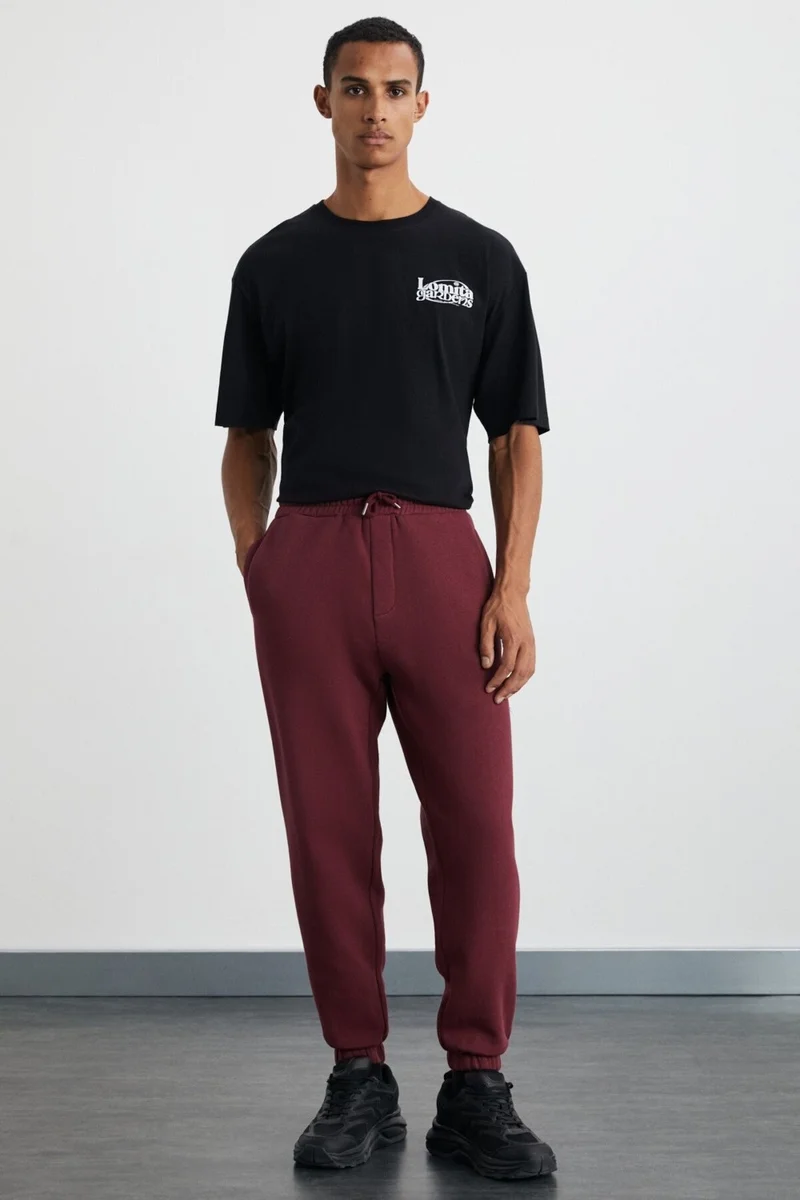 جريميلانج Kyoto Men's Soft Fabric Elastic Leg Relaxed 3 Thread Organic Cotton Red Sweatpants