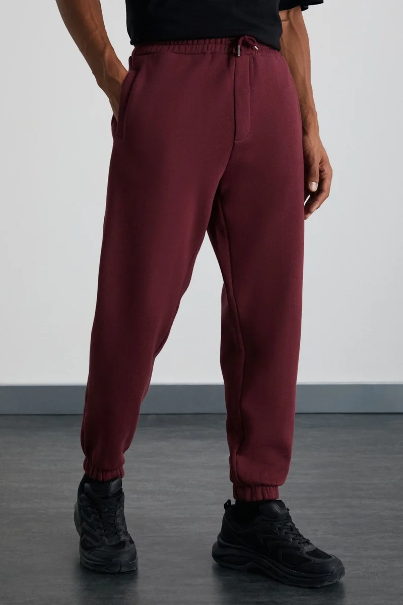 جريميلانج Kyoto Men's Soft Fabric Elastic Leg Relaxed 3 Thread Organic Cotton Red Sweatpants