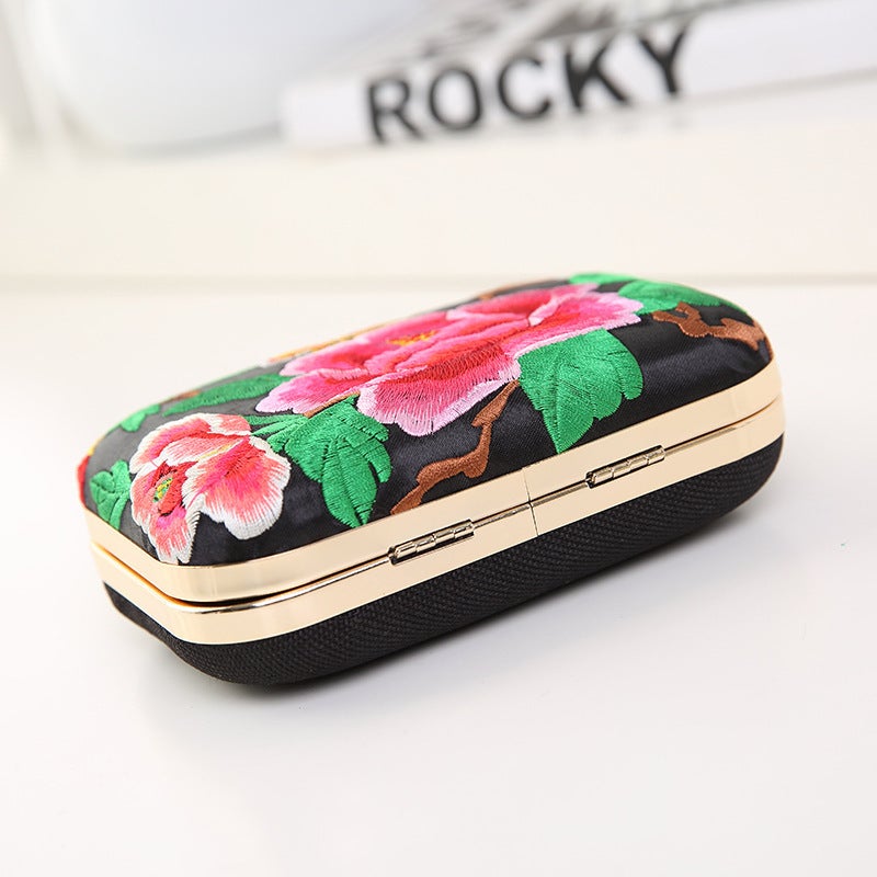 Embroidered Embroidered Clip Box Evening Dinner Bag Fashionable All-Match Women'S Shoulder Crossbody Chain Bag - Image 5