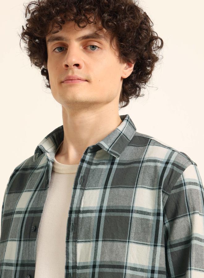 بوشيرت قميص فلانيل مطبع بنمط مربعات - Image 4