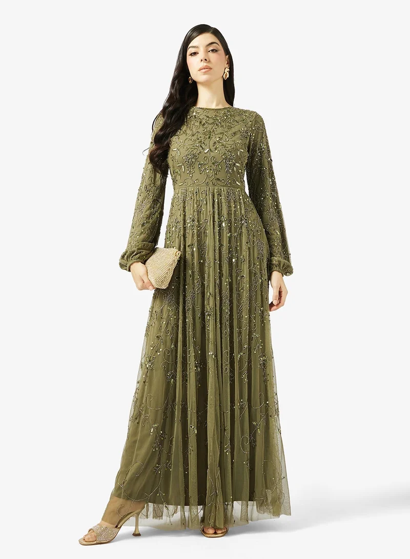 ماري فستان ماكسي مزين بالترتر بياقة قارب