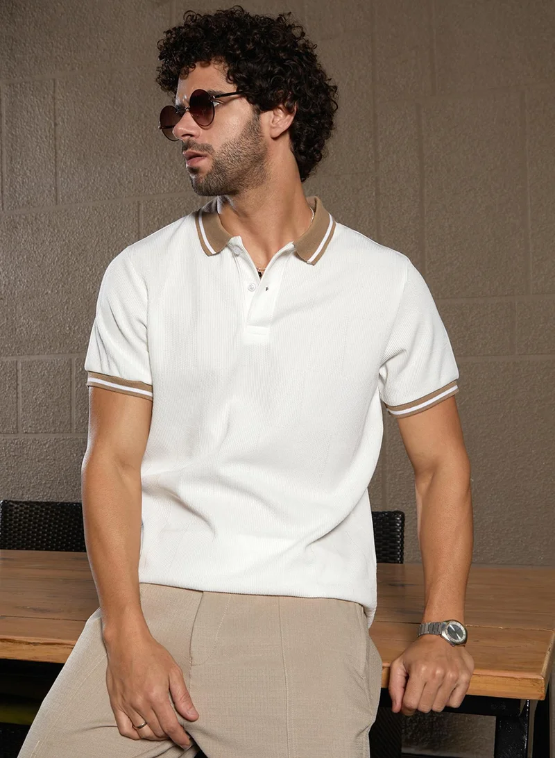 Campus Sutra Men's Cream White Cuboid-Stripe Polo T-Shirt For Casual Wear | Polo Neck | Short Cuffed Sleeves | Half-Button Closure | T-Shirt Crafted With Comfort Fit For Everyday Wear