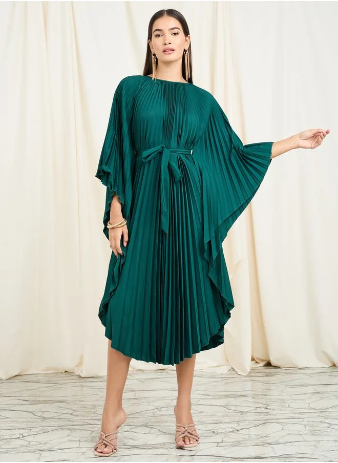 ستايلي Accordion Pleats Handkerchief Hem Midi Dress with Self Tie Up