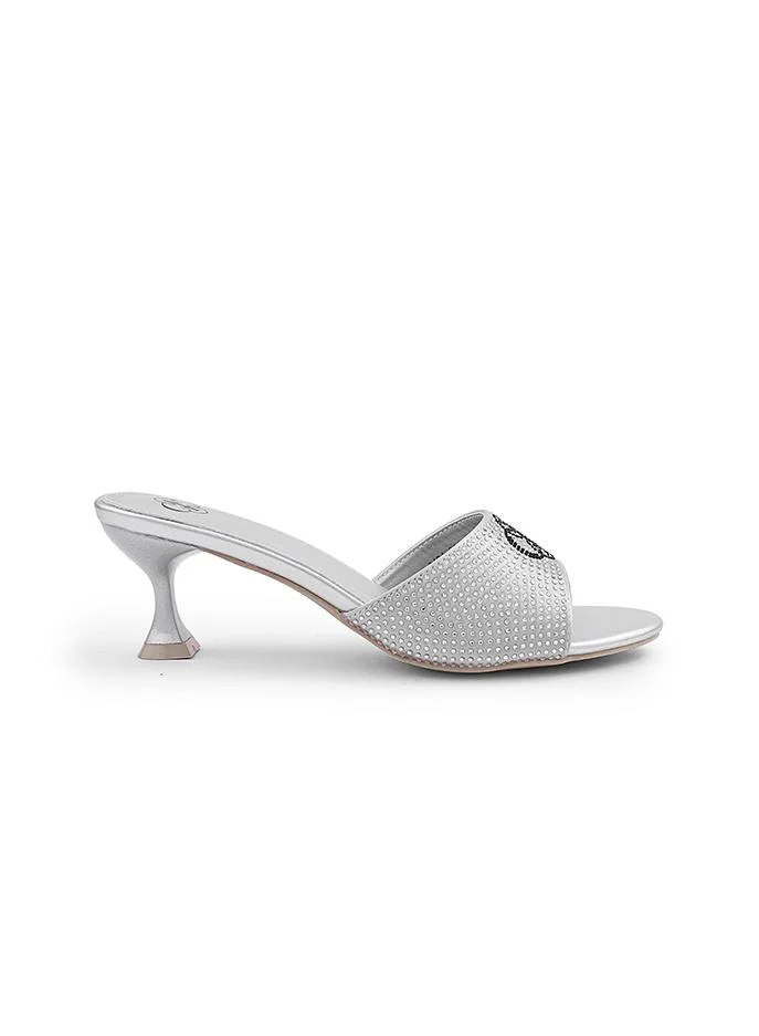 أيقون Elegant slipper with crystal accents and ankle strap.