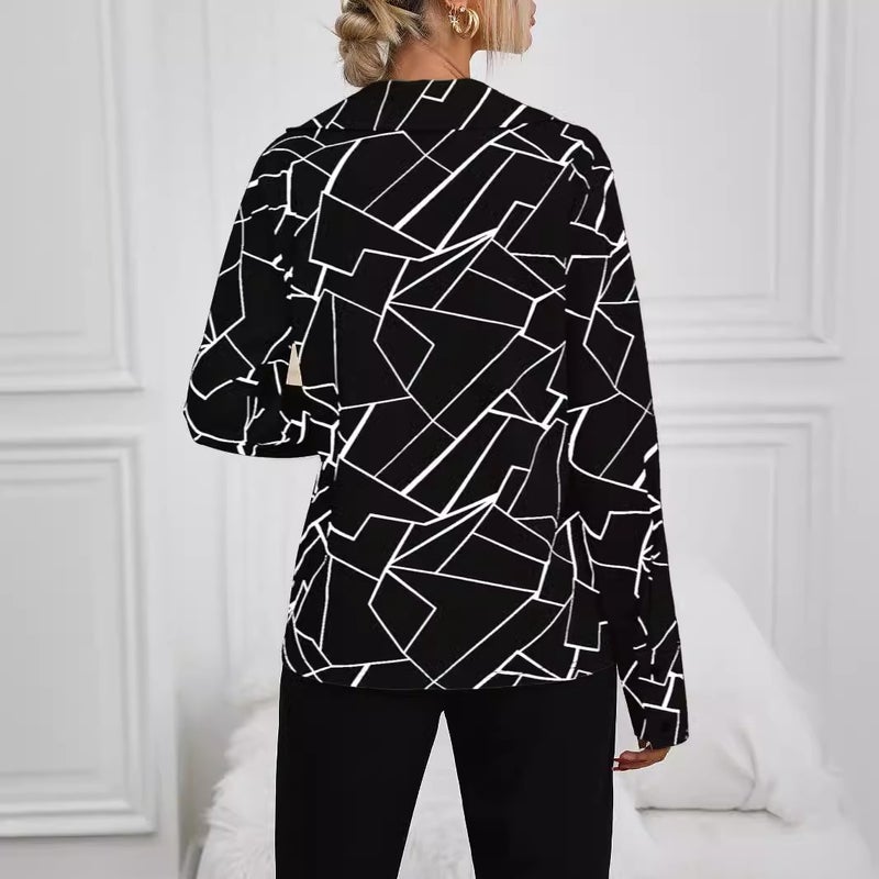 Women's Loose Fit Printed V-Neck Long Sleeve Blouse - Image 4