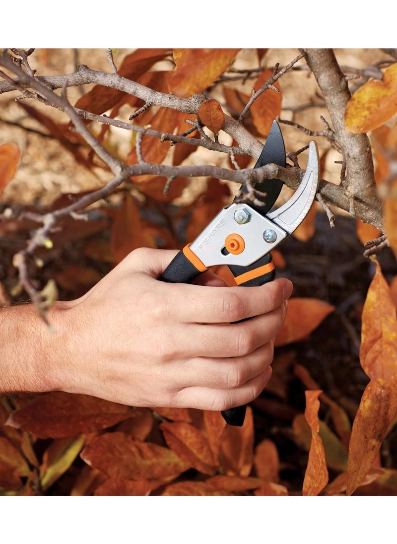 Fiskars - Fiskars Bypass Pruning Shears 5/8” Garden Clippers - Plant Cutting Scissors with Sharp Precision-Ground Steel Blade - Image 1