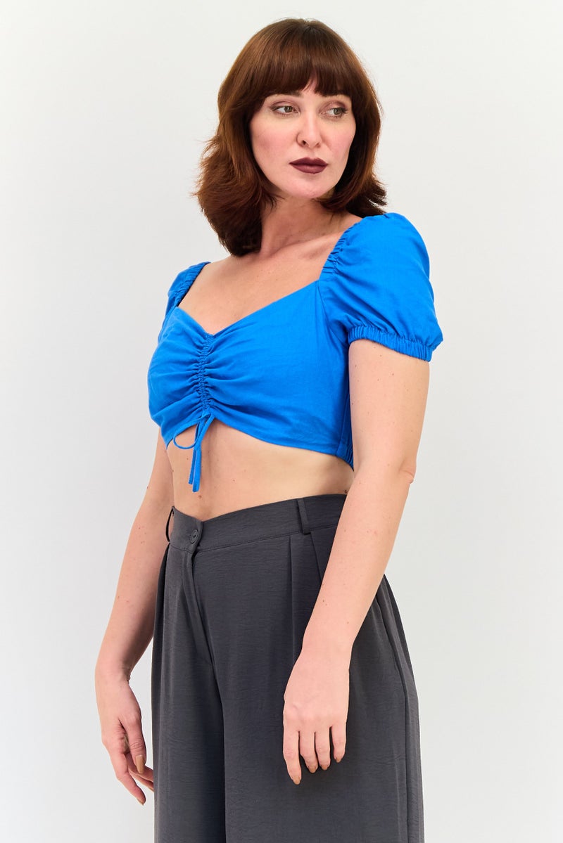 Bershka بلوزة قصيرة الأكمام على شكل V للنساء، زرقاء - Image 2