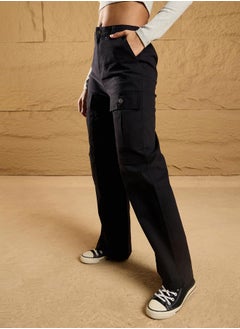 SASSAFRAS Front Flap Pocket Straight Fit Pants by Styli  - Image 3