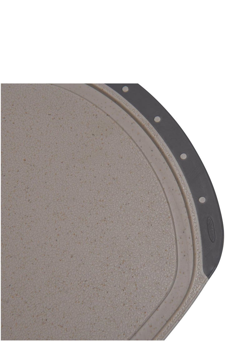 Fissman لوح تقطيع 35 سم، لوح تقطيع بلاستيكي فائق النحافة وخفيف الوزن بدرجة غذائية مع أخدود للعصير بسماكة 0.5 سم، قاعدة غير قابلة للانزلاق مع حلقة للتعليق - Image 2