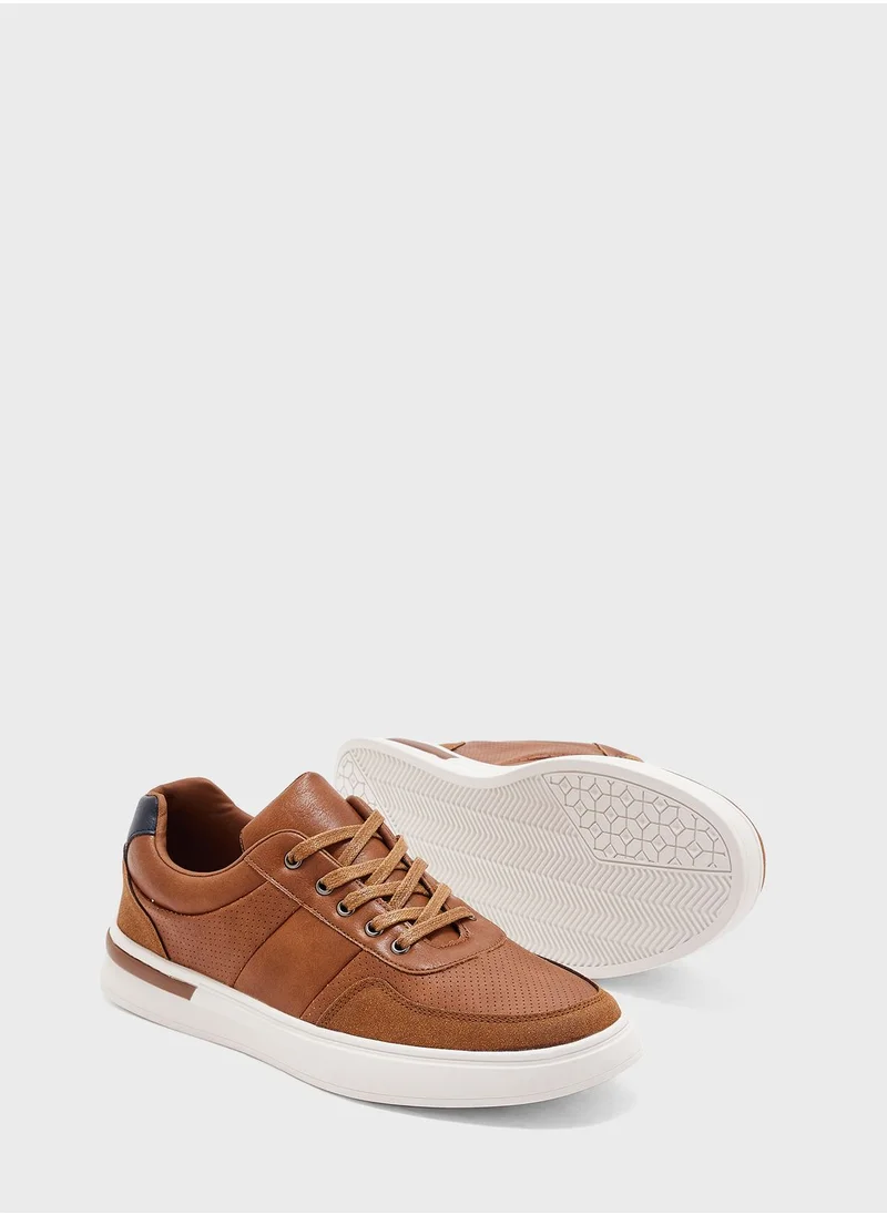Robert Wood Smart Sneakers