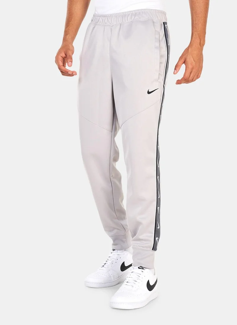 Nike Men's Sportswear Repeat Joggers