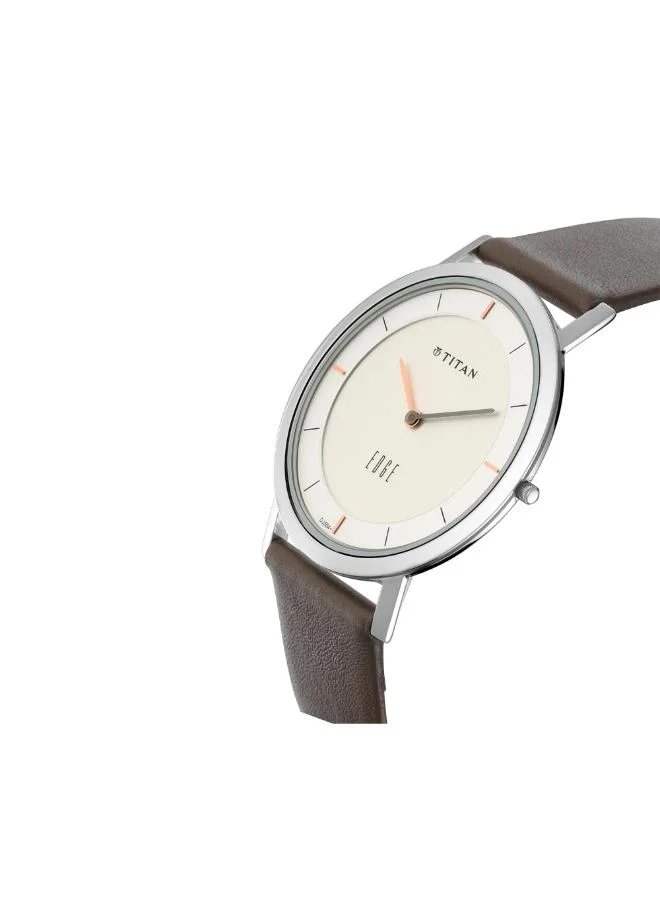 تيتان Men Analog Display Watch With Brown Leather Strap - 1595SL03