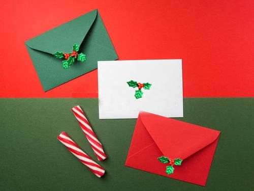 catin Christmas Confetti Small Shiny Holly Leaves for Crafts and Christmas Holiday Party Table Decorations 150pcs - Image 4