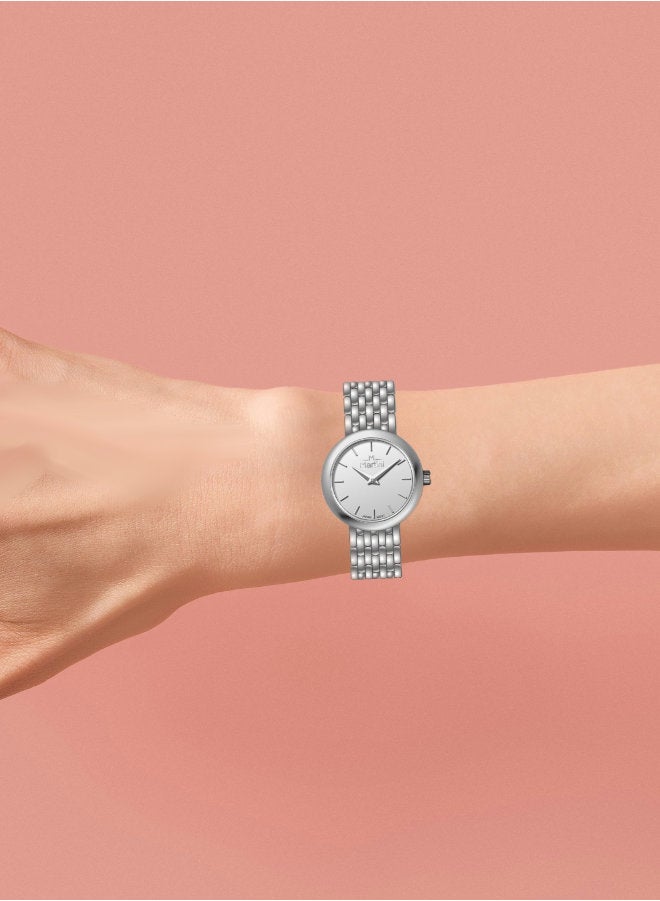 مارتيني ساعة مارتيني الأنيقة للنساء بتصميم عصري مينا فضية وسوار من الفولاذ المقاوم للصدأ مقاومة للماء مثالية للإطلالات الكاجوال والرسمية - Image 3