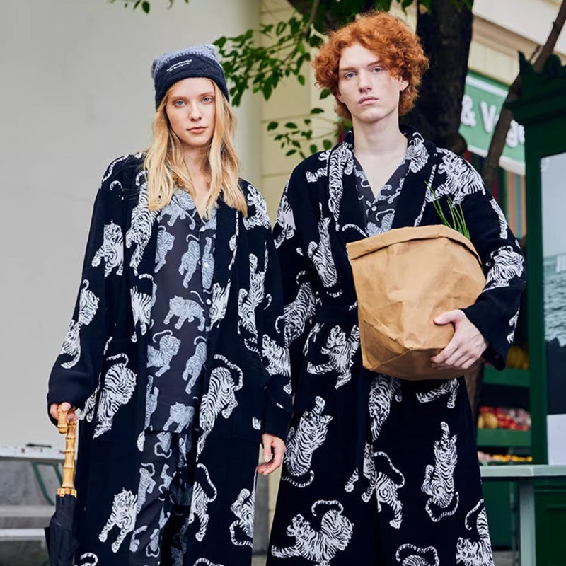 Light Luxury Nightgown for Women and Men Autumn and Winter French Half-side Velvet Woven Pajamas suit Thickened Warm Outer Wearing Home Clothes Black suit - Image 1