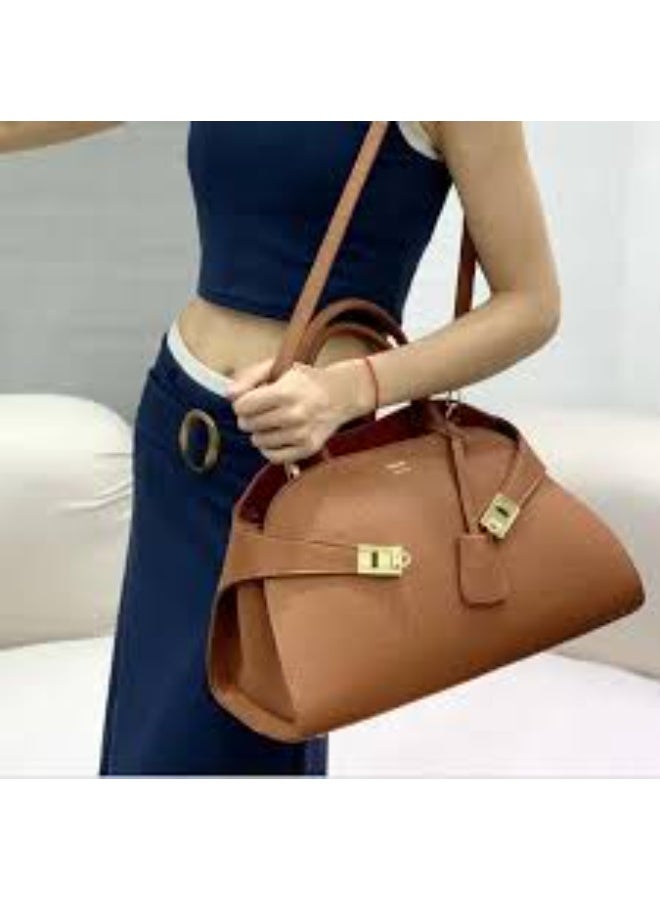 Ferragamo Hug S handbag for Women - Image 4