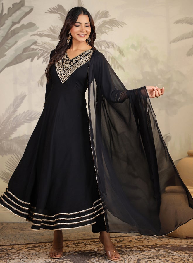 Janasya Embroidered Anarkali Kurta with Dupatta Set - Image 2
