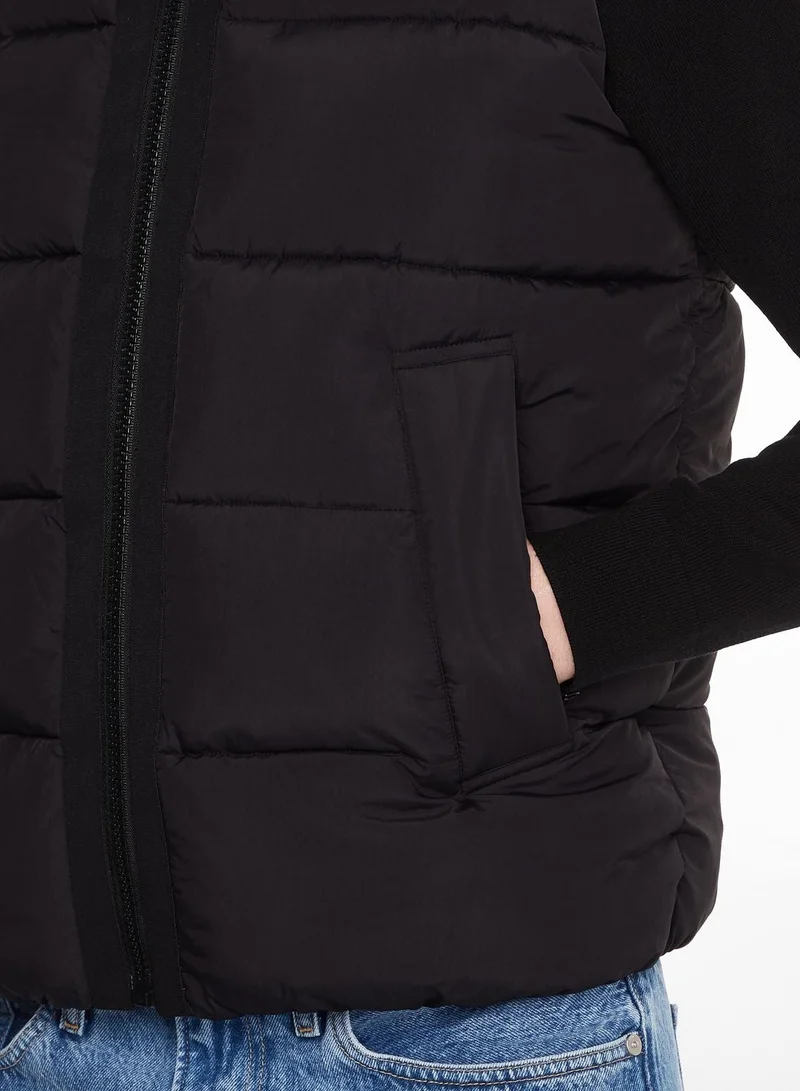 CALVIN KLEIN Essential Crinkle Nylon Quilt Vest
