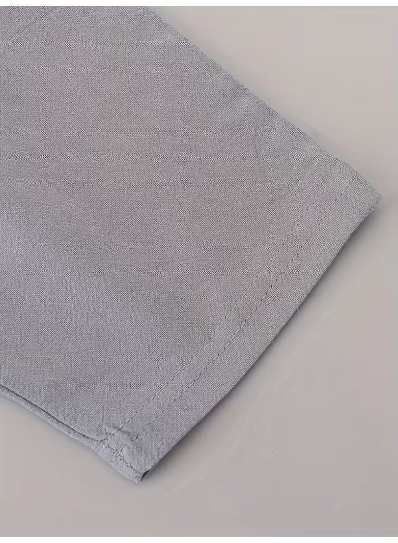 طقم صيفي للأطفال بطبعة ريش - قميص أبيض بأكمام قصيرة مزين بريش أسود وشورت رمادي - ملابس لعب خارجية كاجوال من قطعتين - Image 5