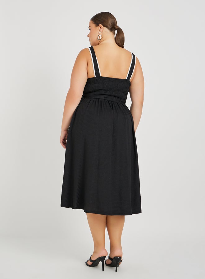 Styli Plus Size Textured Strappy Midi Dress with Tie-Up Belt Detail - Image 5