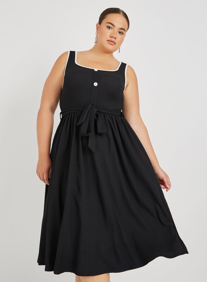 Styli Plus Size Textured Strappy Midi Dress with Tie-Up Belt Detail - Image 3