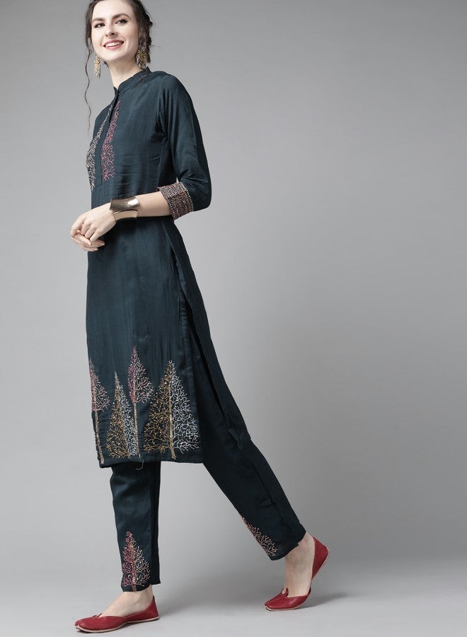 ISHIN Women's Navy Blue 100% Cotton Embroidered A-Line Kurta Set  - Image 5