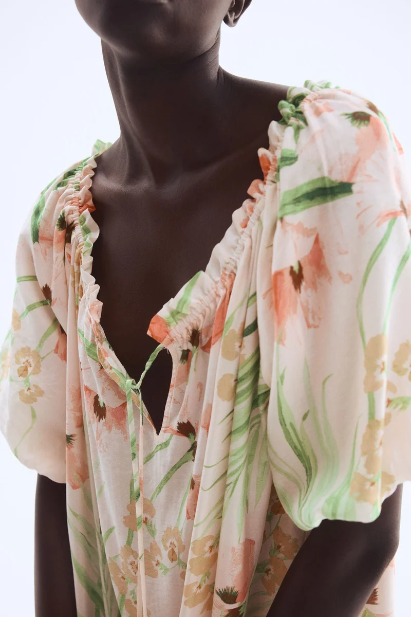 اتش اند ام فستان بتفاصيل رباط