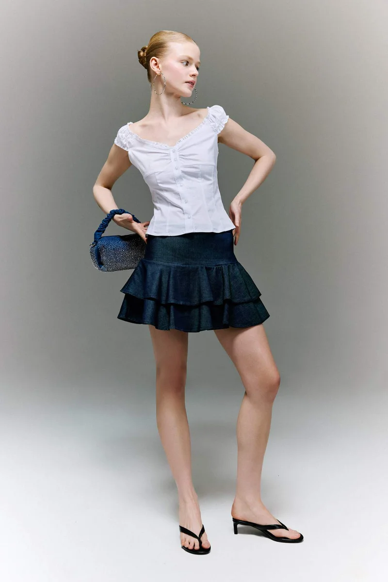 DeFacto Slim Fit V-Neck Short Sleeve Blouse