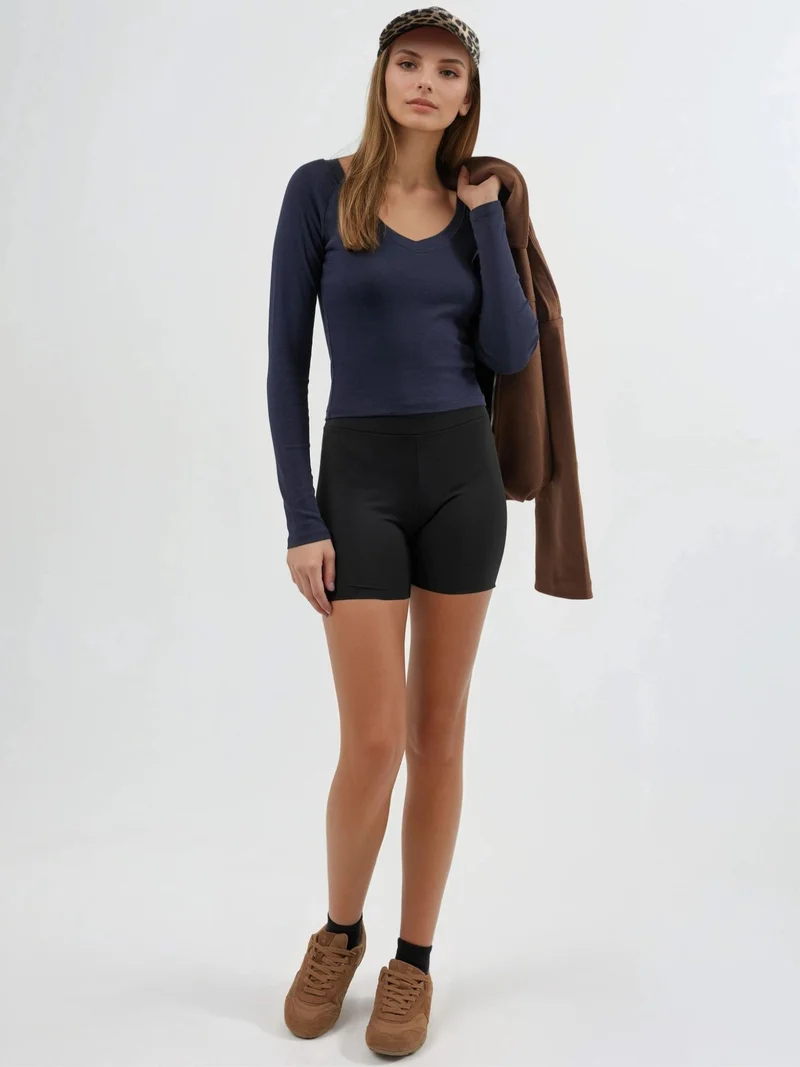 Busem BUSEM V-Neck Long Sleeve Fitted Blouse