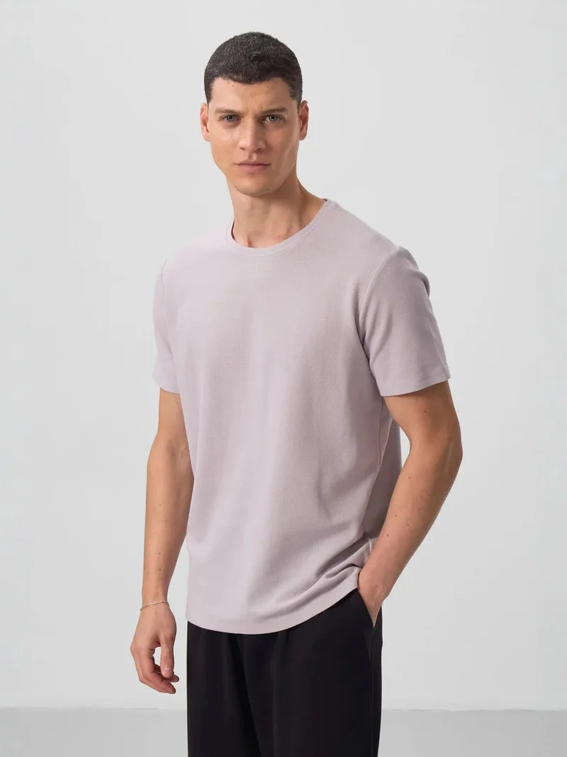 تومي لايف TOMMY Men's Regular Fit Crew Neck T-Shirt