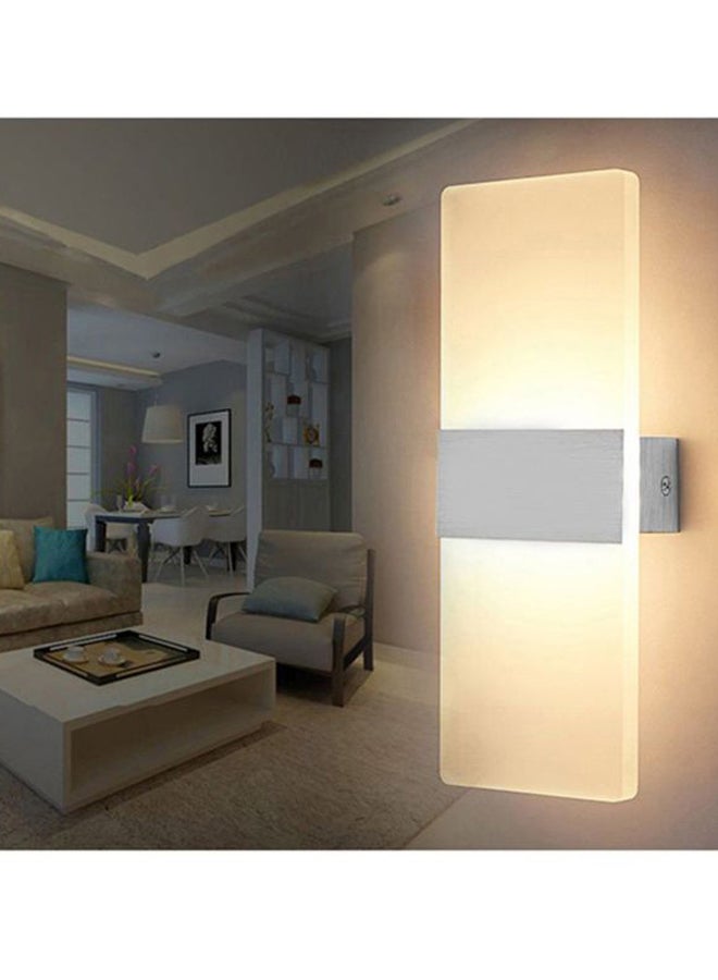 Aknur مصباح حائط LED مستطيل الشكل أبيض دافئ 140x25x60مم - Image 2