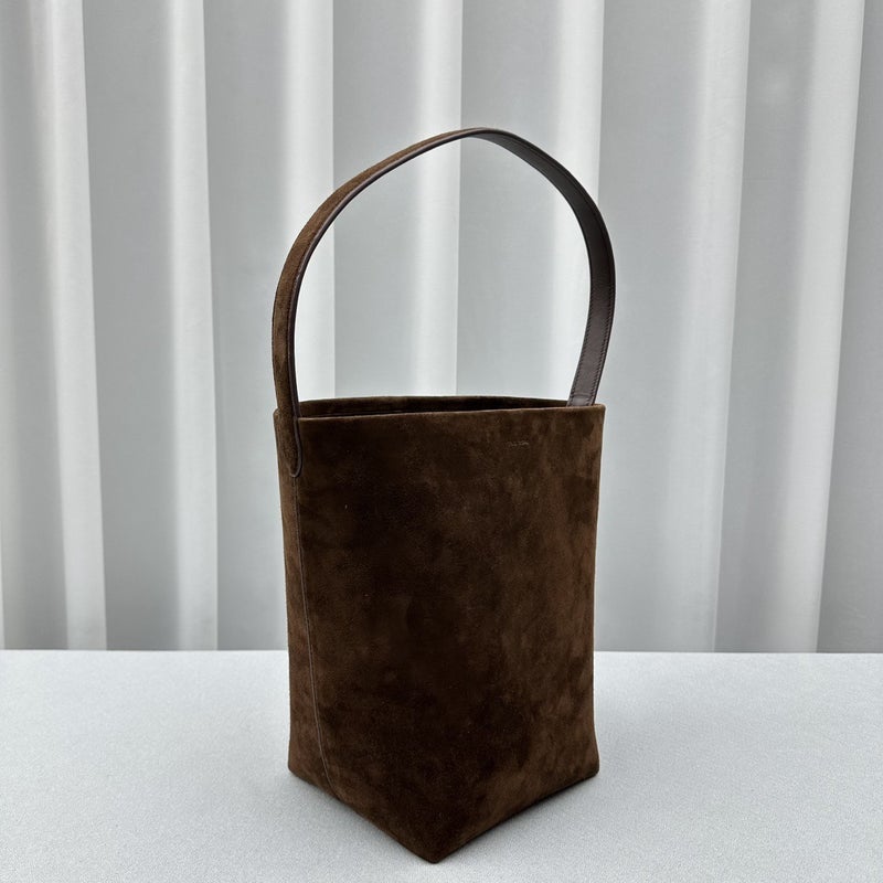 Celebrity Style Bucket Bag For Women New 2025 Single Shoulder Cowhide Large Capacity Niche Satchel Large Bag Genuine Leather Bag For Women - Image 1