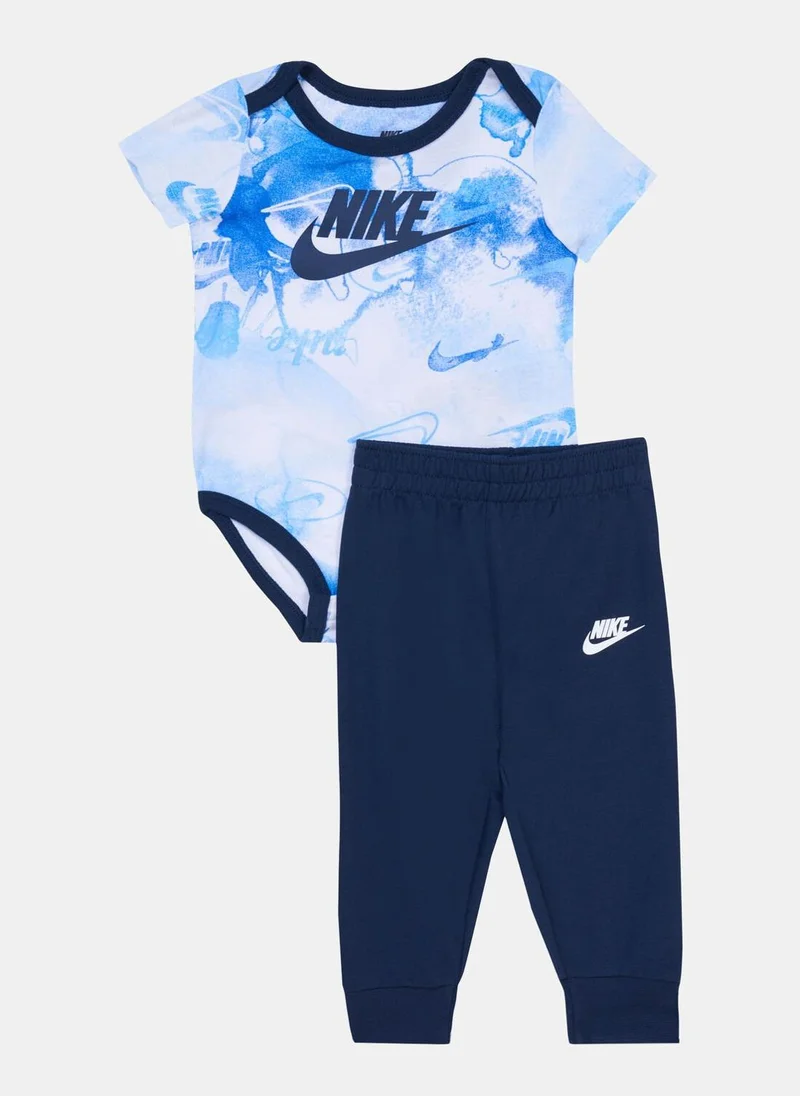 Nike Kids' Daze Bodysuit Set (Baby and Toddler)
