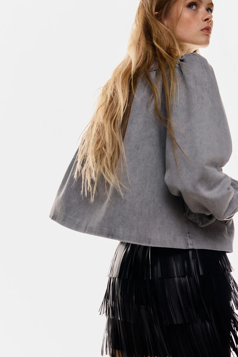 اتش اند ام جاكيت دنيم بقصّة فضفاضة