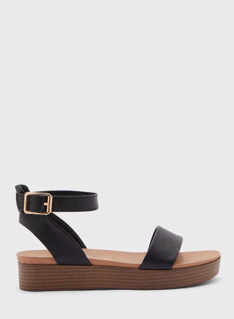 NEW LOOK Flatform Sandals