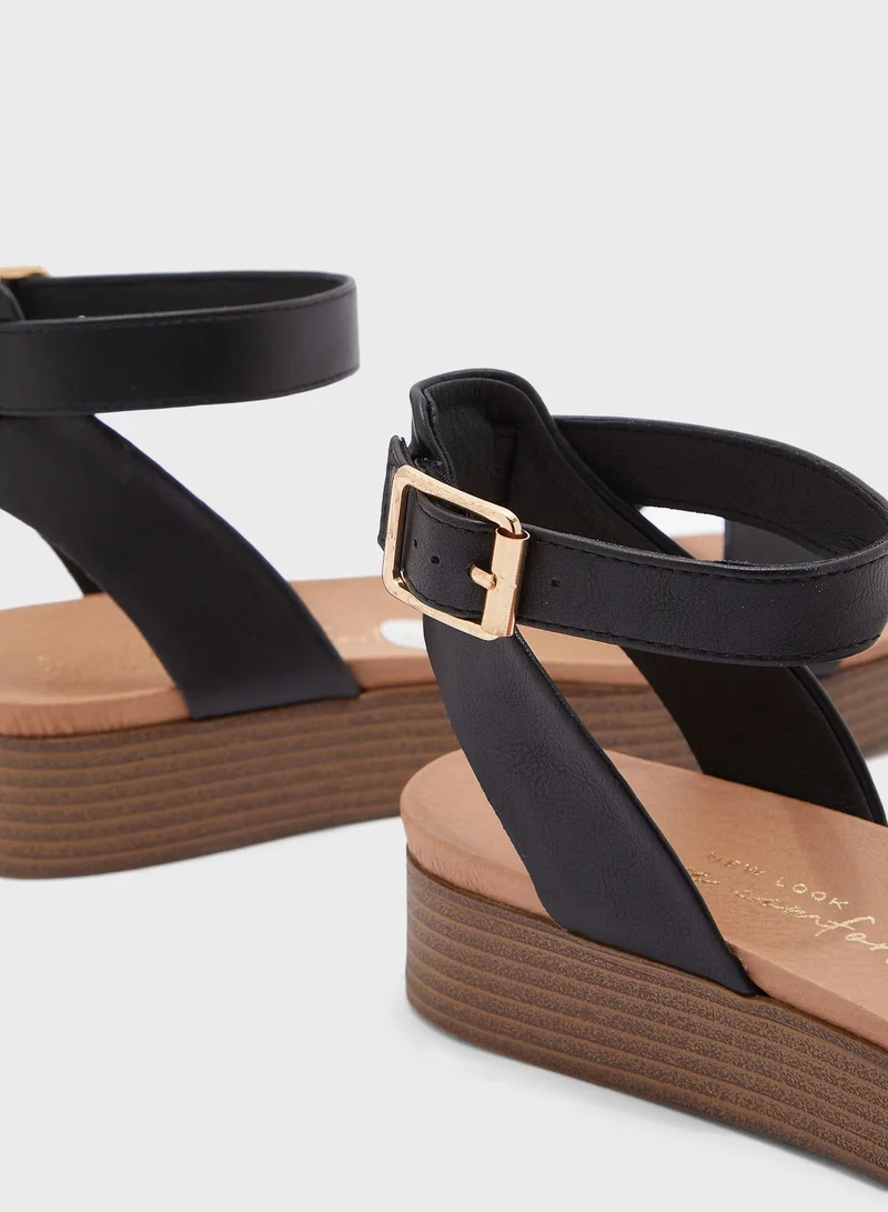 NEW LOOK Flatform Sandals