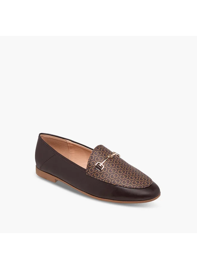 سيليست Women's Solid Slip-On Loafers with Metal Accent