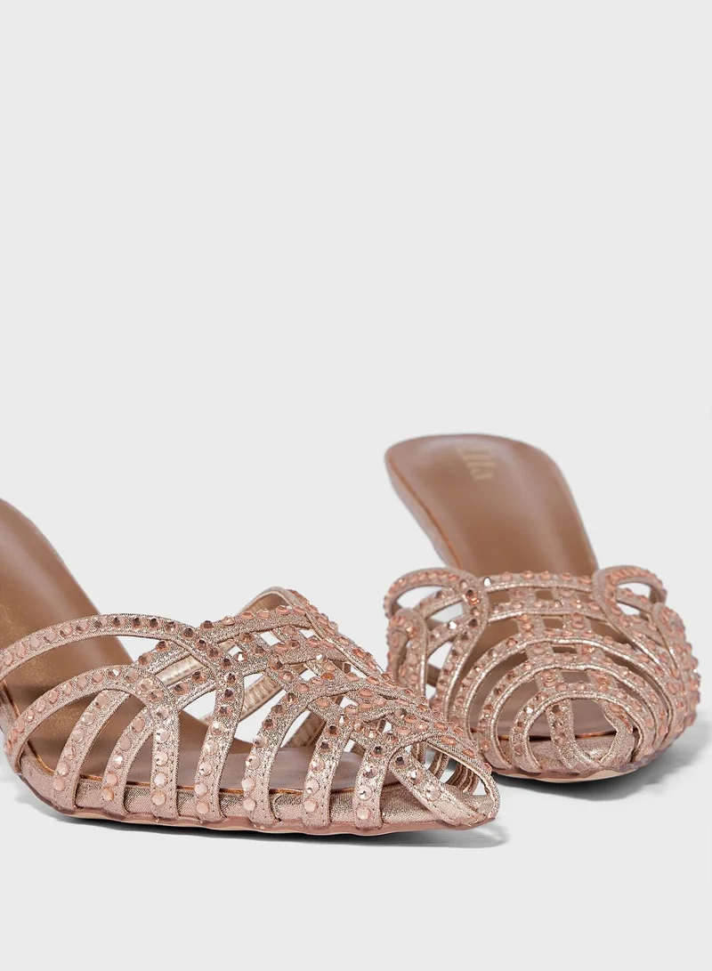 Ella Limited Edition Cut Out Diamante Slip On Pump
