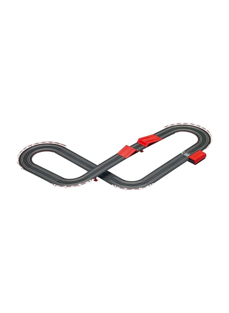 Carrera Go Minions Kart Racing Starter Kit  - Image 2