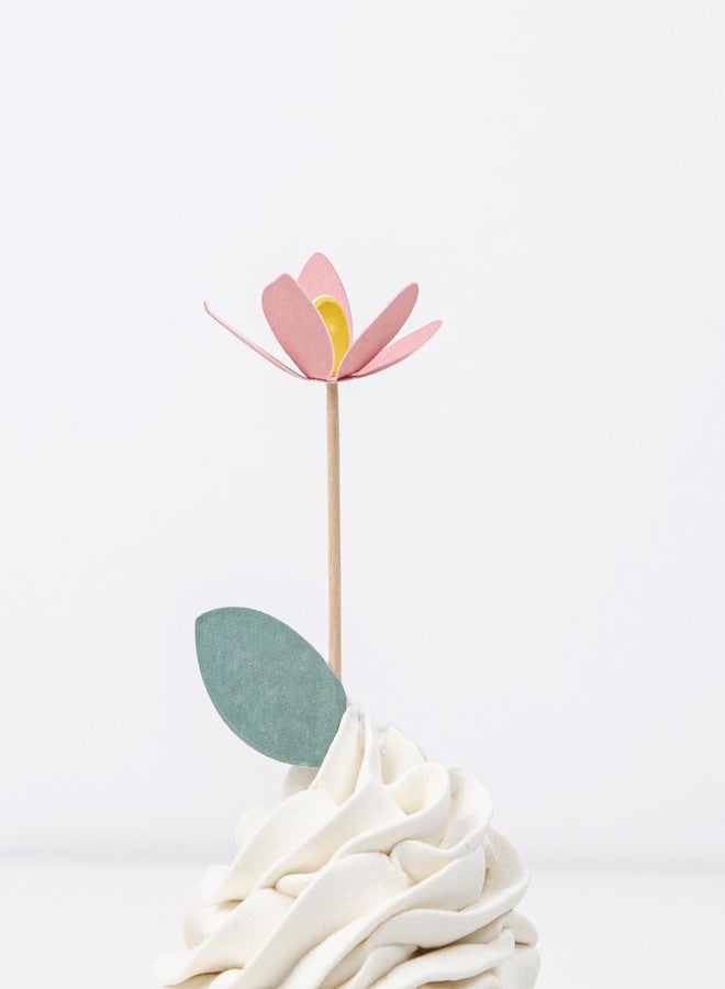 ميري ميري مجموعة تزيين الكب كيك "حديقة الزهور" من ميري ميري (عبوة من 12 قطعة)، زينة كب كيك على شكل زهور، 12 قطعة لتزيين الكب كيك، و12 قالب كب كيك مخطط باللونين الوردي والأبيض. - Image 5